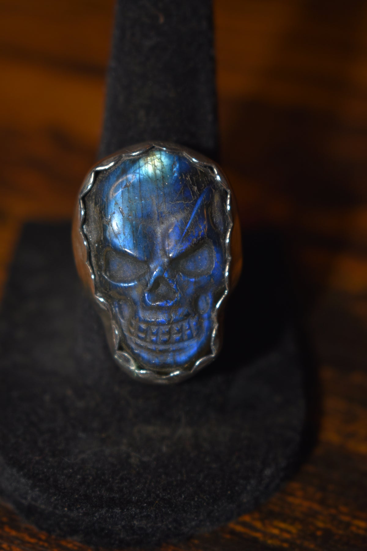 Labradorite skull ring