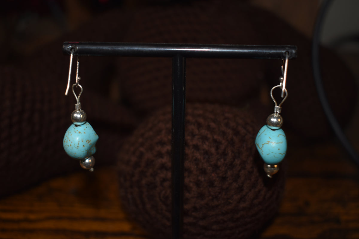 Skull earrings